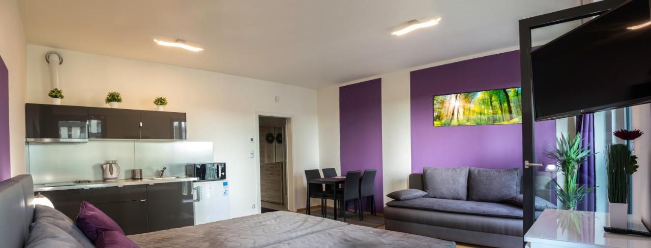 Appartamento In Residential Tower - Parking Praga